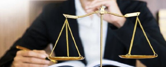 کتاب احکام و معارف دینی جعفر توکلی