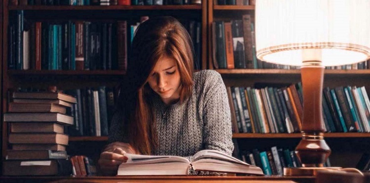 ویژگیهای کتاب قانون آیین دادرسی کیفری در جامه نمودار علیرضا عبدالملکی